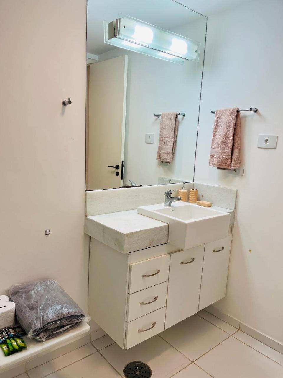 Flat Particular Hotel Ninety Excelente Localizacao Jd Paulista Ibirapuera Com Vaga São Paulo Ngoại thất bức ảnh